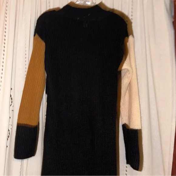 Venus Colorblock Sweater Dress in Black, Cream &  Brown Size Medium - Picture 9 of 11